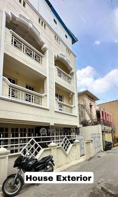 4+ BHK Flat For Sale  In Commercial Street