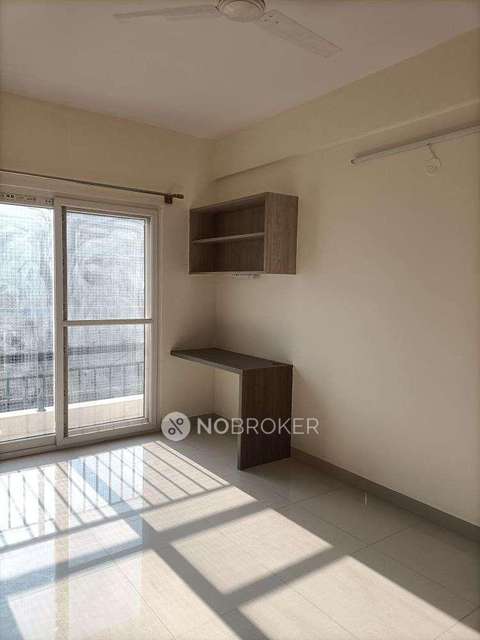 3 BHK Flat In Nr Windgates For Sale  In Chokkanahalli