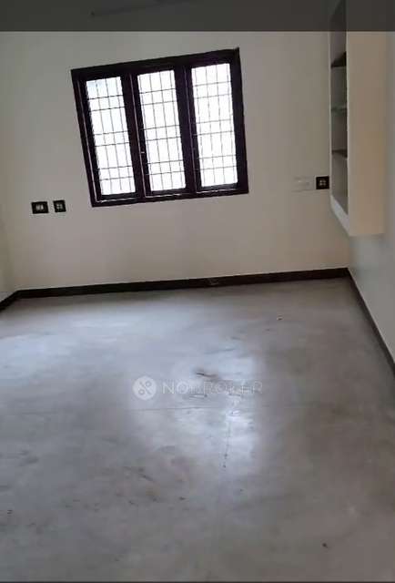 4+ BHK House For Sale  In Selaiyur