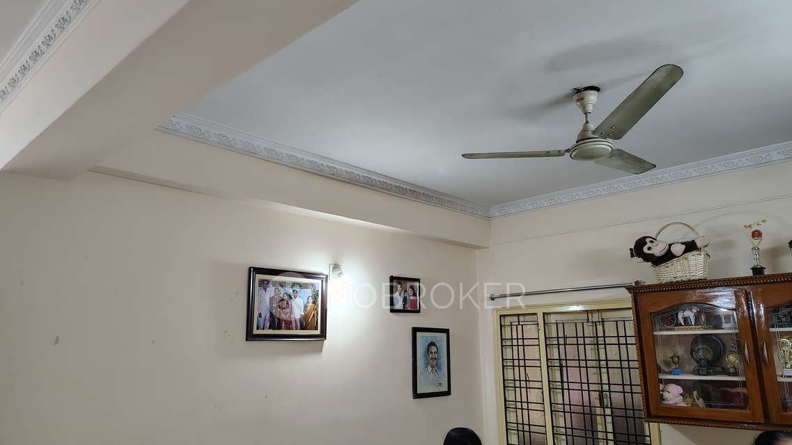 2 BHK Flat In Sai Bindu Nivas For Sale  In Moti Nagar