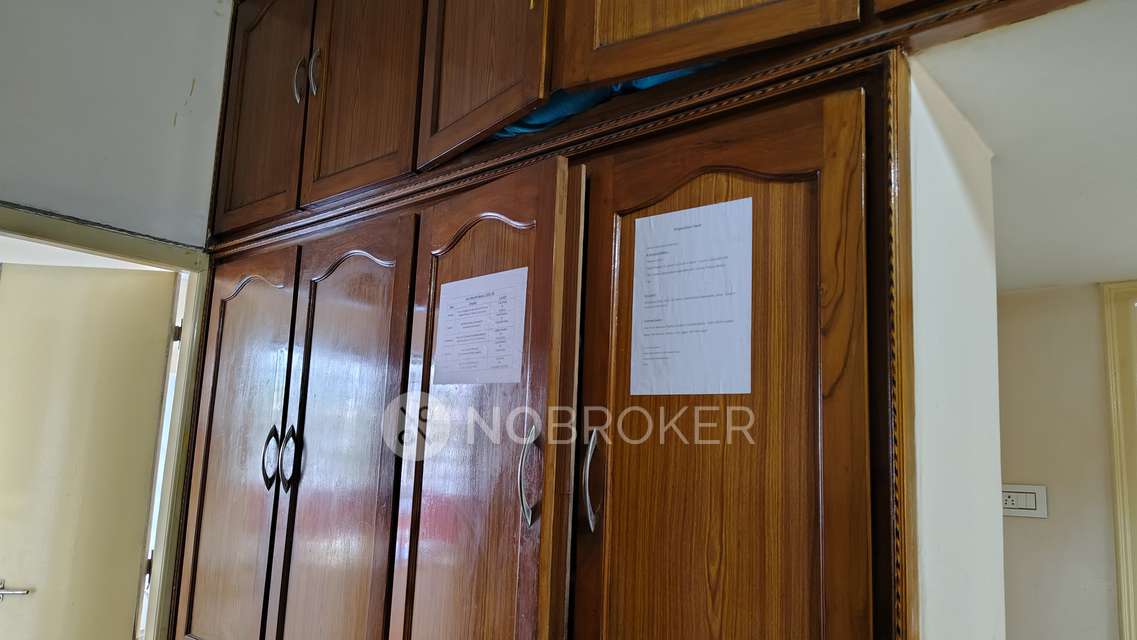 2 BHK Flat In Sai Bindu Nivas For Sale  In Moti Nagar