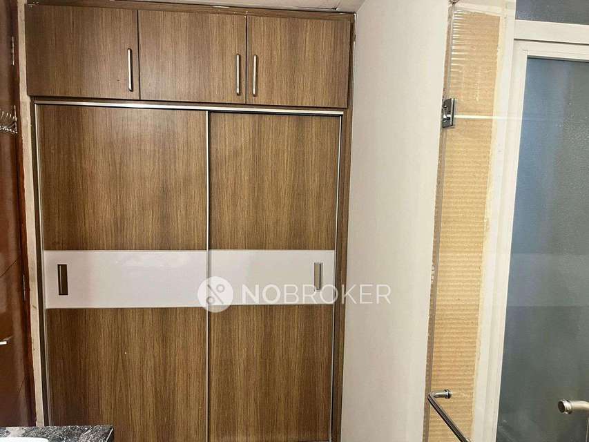 3 BHK Flat In Mahagun Mezzaria For Sale  In Sector 78