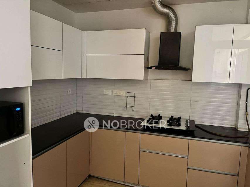 3 BHK Flat In Mahagun Mezzaria For Sale  In Sector 78