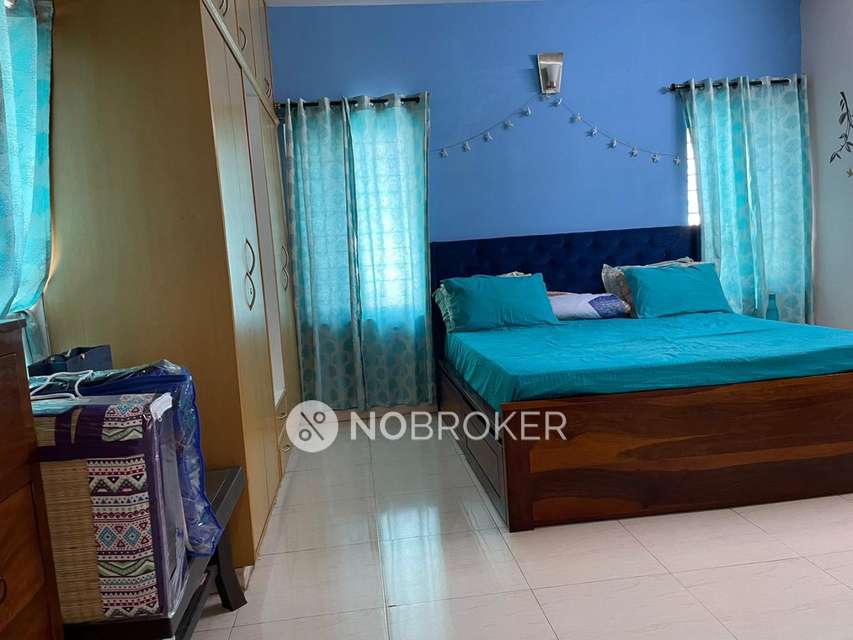 4 BHK Flat In S V Paradise For Sale  In Mahadevapura