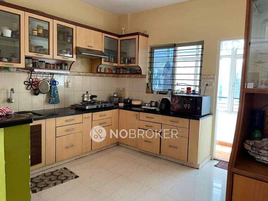 4 BHK Flat In S V Paradise For Sale  In Mahadevapura