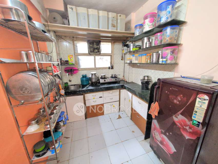 2 BHK Flat In Manali Complex For Sale  In  Manali Village Chs, St Xavier&#39;s School Rd