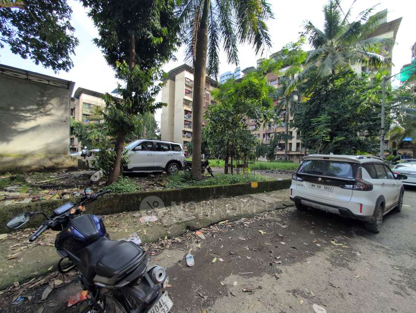 2 BHK Flat In Manali Complex For Sale  In  Manali Village Chs, St Xavier&#39;s School Rd