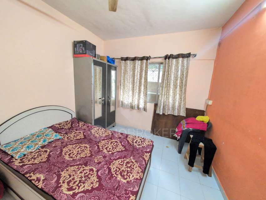 2 BHK Flat In Manali Complex For Sale  In  Manali Village Chs, St Xavier&#39;s School Rd