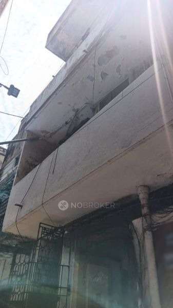 1 BHK Flat for Rent  In Periyamet