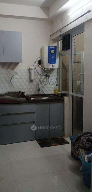 Single Room for Male In 3 BHK  In Godrej Green Cove In Mahalunge