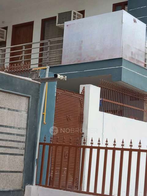 PG for Anyone in Imt Manesar