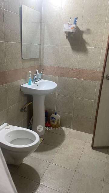 1 RK Flat In Amanora Elevate Tower For Sale  In Hadapsar