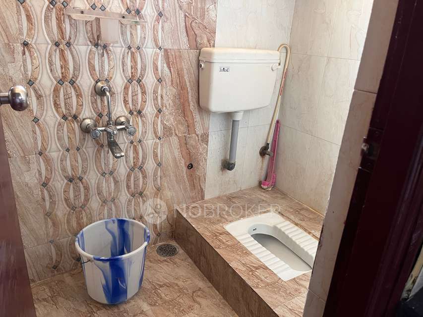 2 BHK Flat In Veera Enclave For Sale  In Veera Enclave