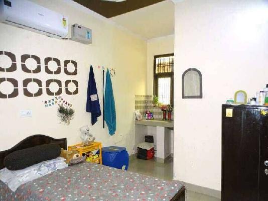 PG for Girls in Sector 15a