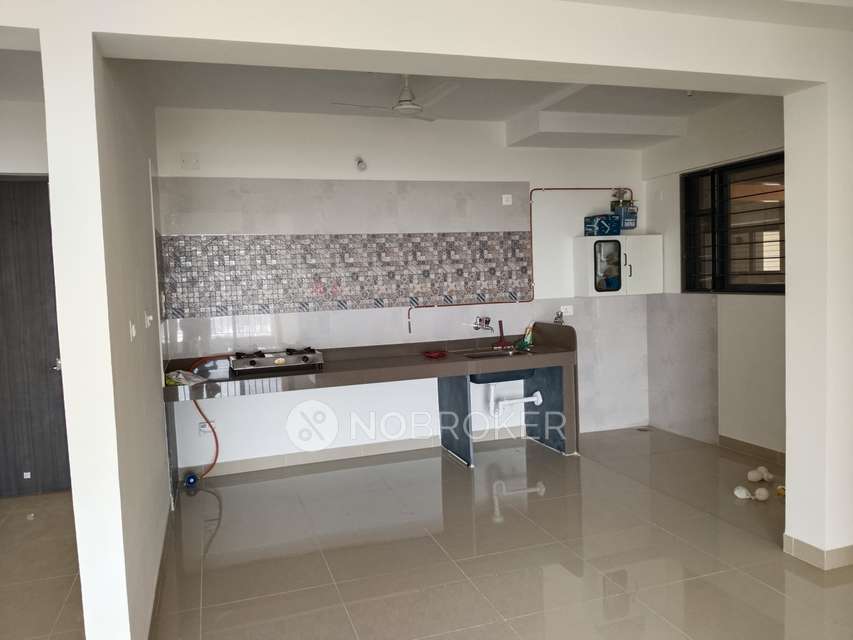 2 BHK Flat In Falcon Tower At Riverview City for Rent  In Loni Kalbhor