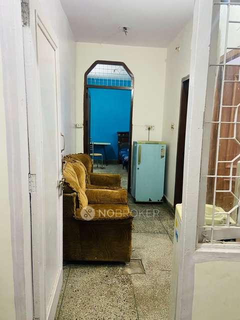 PG for Boys in Hauzkhas