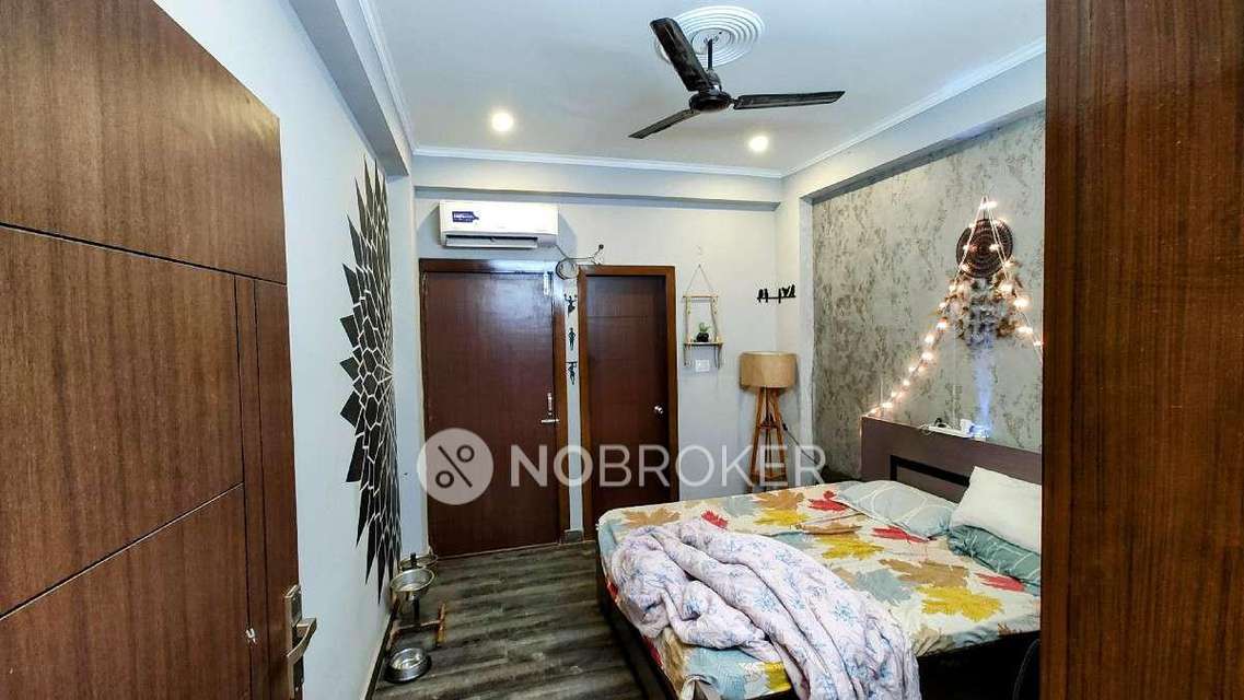2 BHK Flat In Kings Tower For Sale  In Sector 49