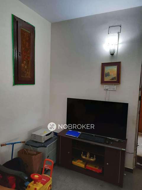 2 BHK Flat In Akshaya Flats For Sale  In Mylapore