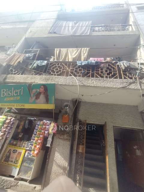 4+ BHK Flat In Standalone Building	 For Sale  In Tughlakabad