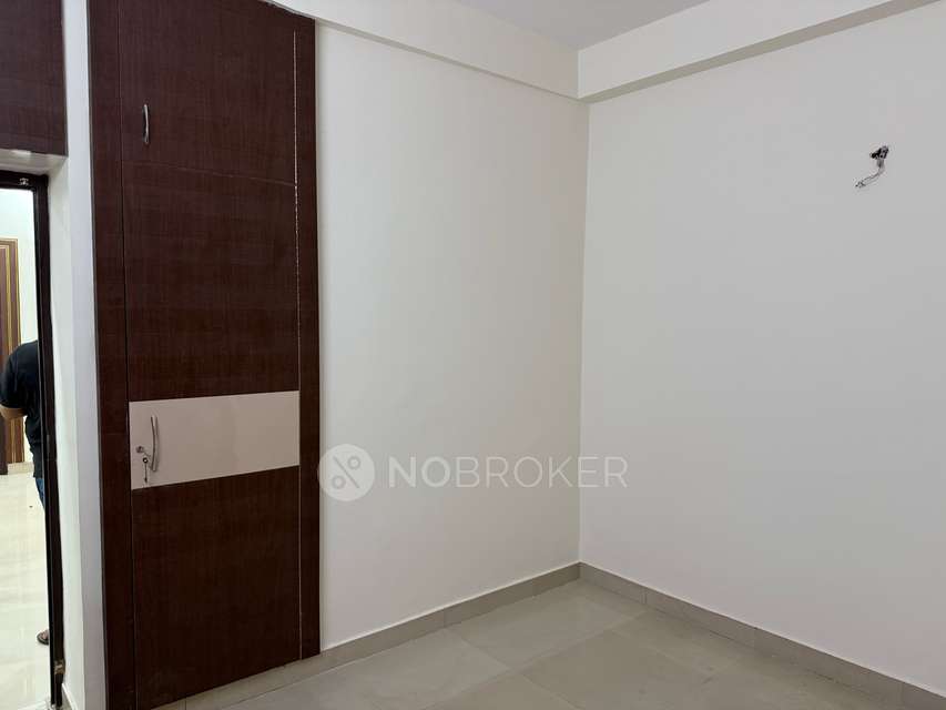 2 BHK Flat In Residents Welfare Association Gayan Khand 2 For Sale  In Gyan Khand