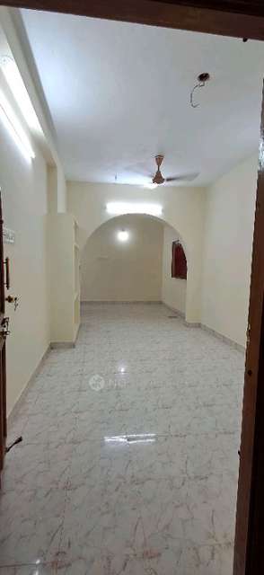 2 BHK Flat In Arjun Apartment Chrompet For Sale  In Chromepet