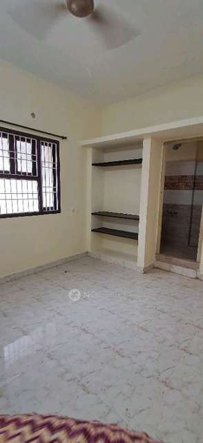 2 BHK Flat In Arjun Apartment Chrompet For Sale  In Chromepet