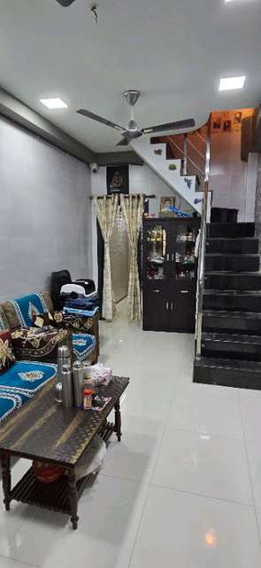 3 BHK Flat In Archana Chs For Sale  In Kandivali West