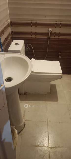 2 BHK Flat In Abcz East Evenue Apartments For Sale  In Sector 73