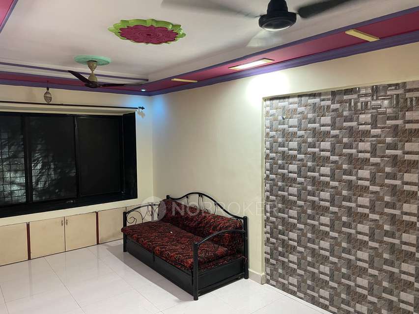 2 BHK Flat In Sudama Complex For Sale  In Dombivali West