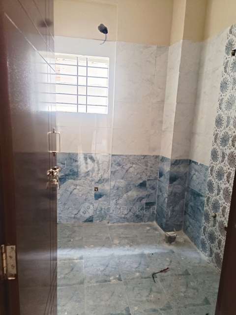 4+ BHK Flat For Sale  In Bommanahalli