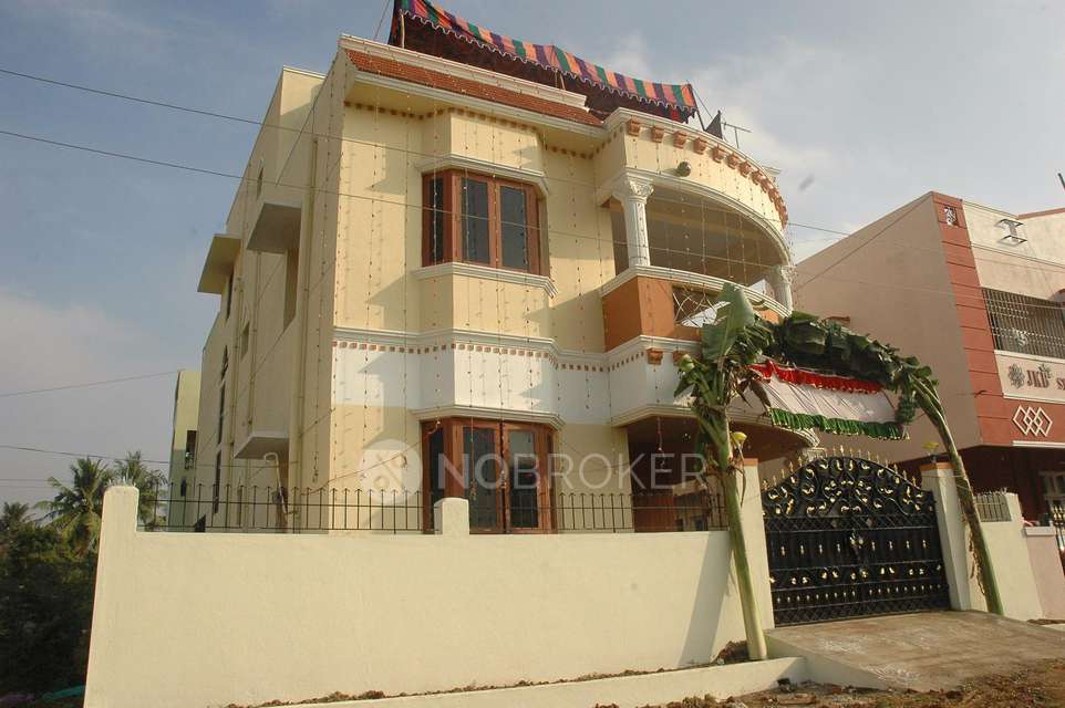 4+ BHK House For Sale  In Madanandapuram