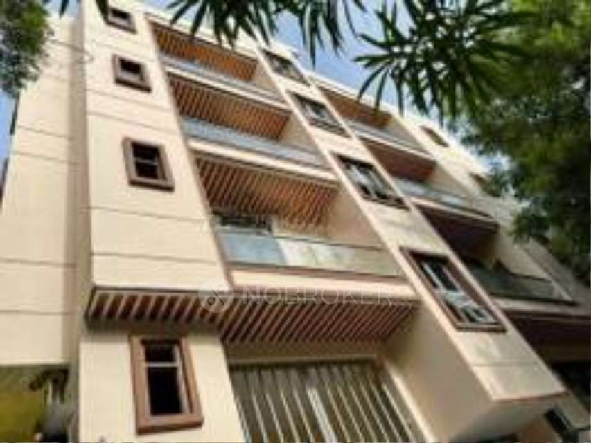 3 BHK Flat In Sky Mansion for Rent  In Chattarpur Extension