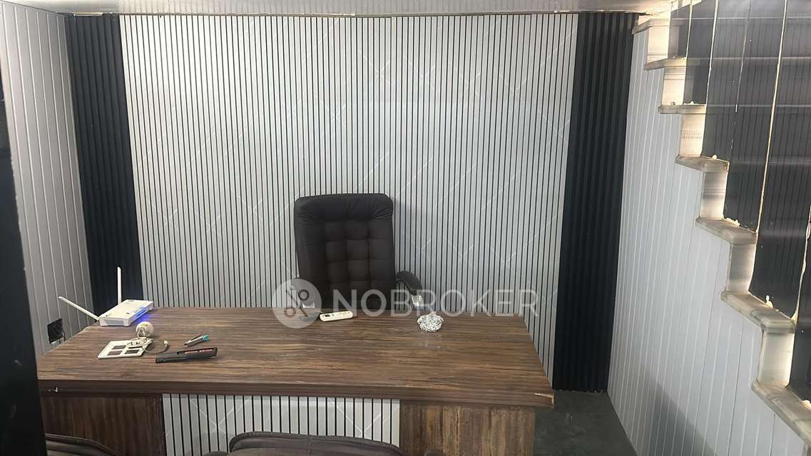 Industrial Building in Lajpat Nagar, Delhi for sale