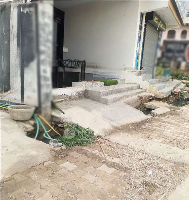 Shop in  Manesar, Gurgaon for Rent 