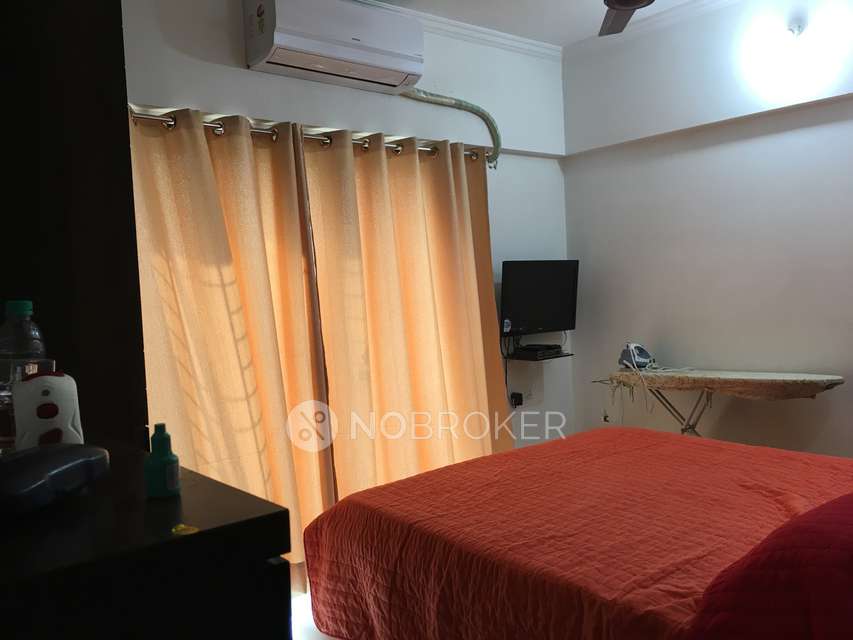 2 BHK Flat In Sethia Sea View, Goregaon West For Sale  In Goregaon West