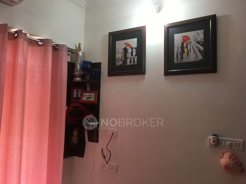 2 BHK Flat In Sethia Sea View, Goregaon West For Sale  In Goregaon West