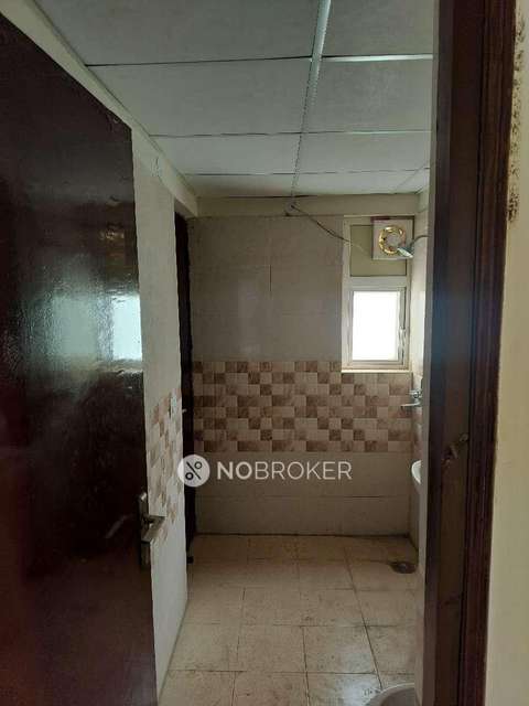 3 BHK Flat In Centiuriyan Park O2 Vally For Sale  In Amrapali Dream Valley