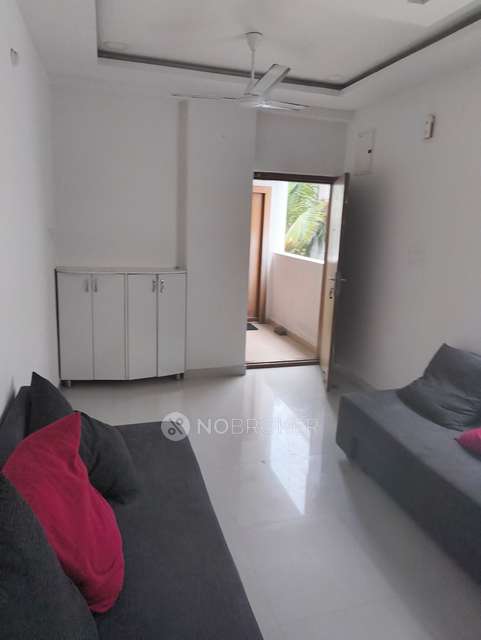 2 BHK Flat In Greenspace West Square, Manikonda For Sale  In Manikonda