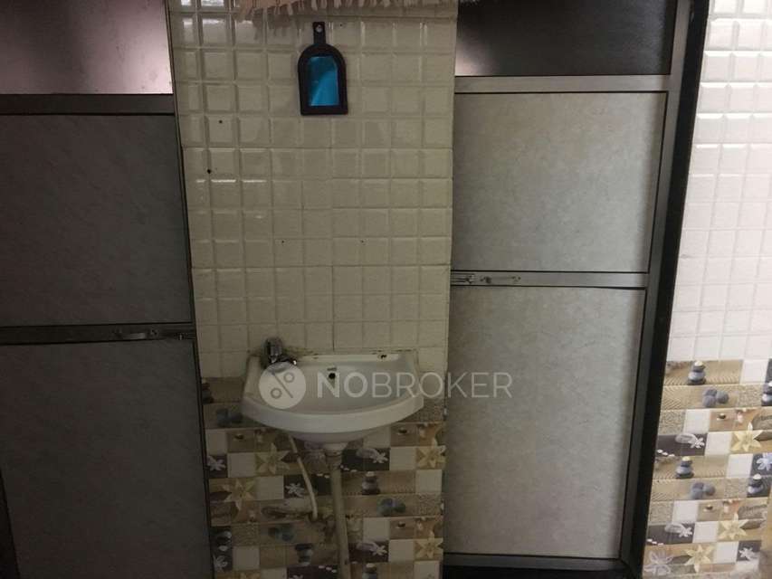 1 BHK Flat In Suvarnadurg Chs For Sale  In Borivali East