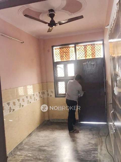 1 BHK Flat For Sale  In Wazirabad Extension