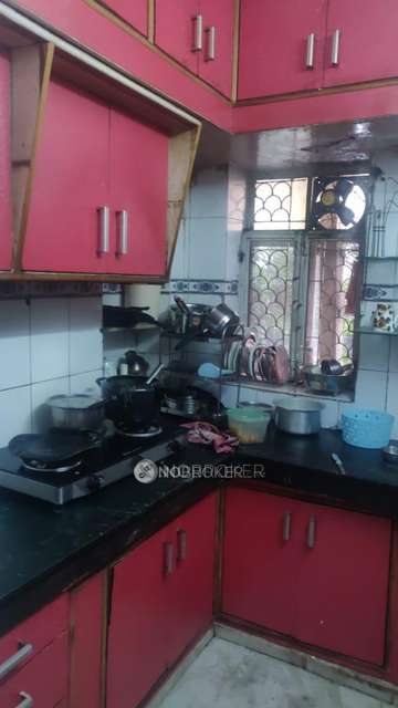 2 BHK Flat In Appartmnt  For Sale  In Paschim Puri