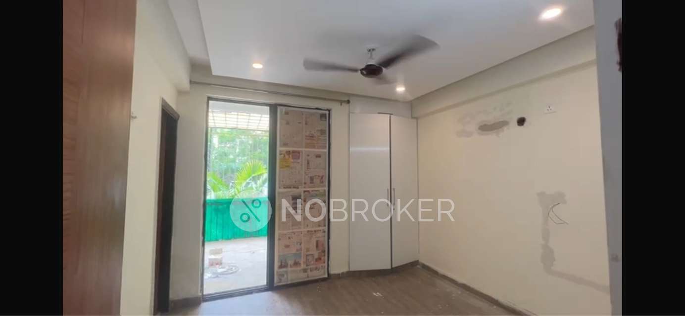 4 BHK Flat In Jkg Palm Resort For Sale  In Raj Nagar Extension