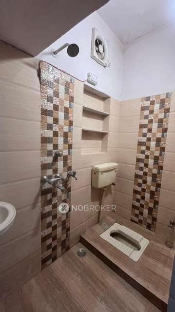 2 BHK Flat For Sale  In Dilshad Garden