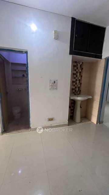 2 BHK Flat For Sale  In Dilshad Garden