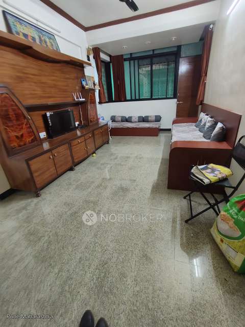 2 BHK Flat In Vrindavan Society, Guru Nanak Nagar For Sale  In Guru Nanak Nagar