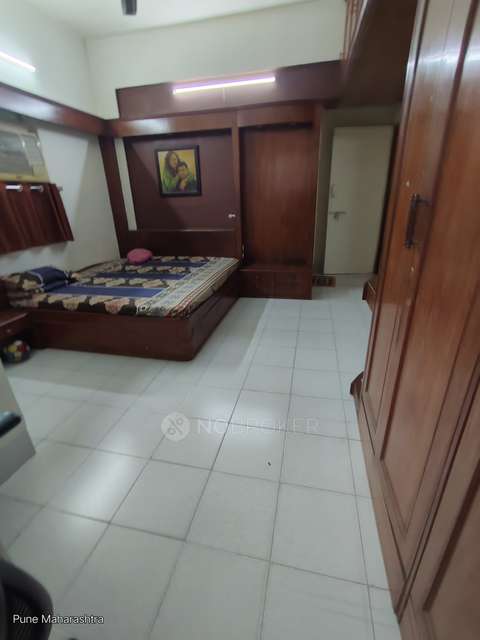 2 BHK Flat In Vrindavan Society, Guru Nanak Nagar For Sale  In Guru Nanak Nagar