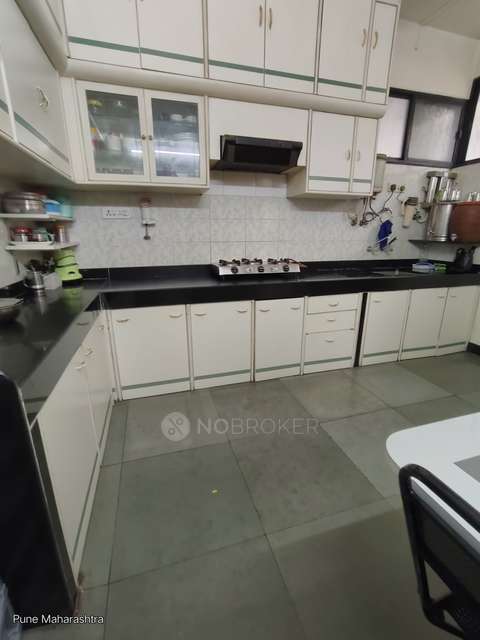 2 BHK Flat In Vrindavan Society, Guru Nanak Nagar For Sale  In Guru Nanak Nagar