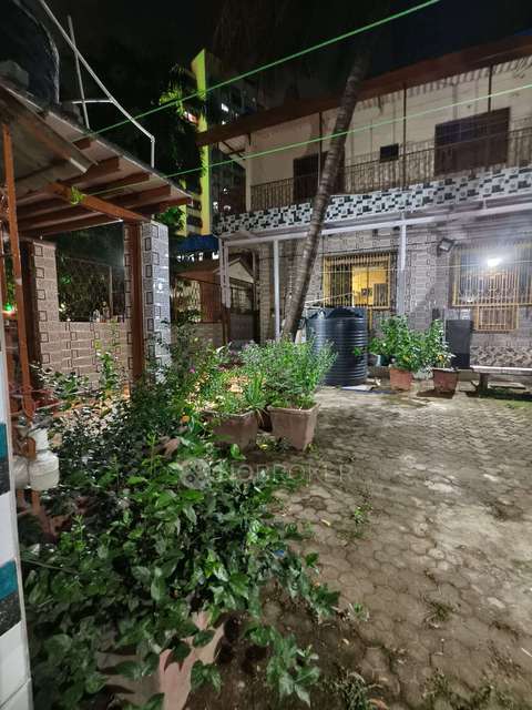 PG for Girls in Powai