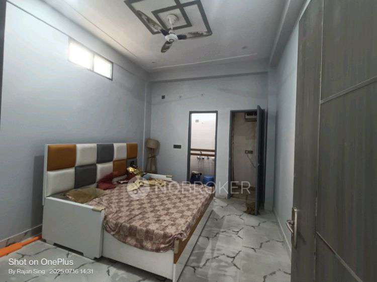 1 BHK House for Rent  In  Sector 16b