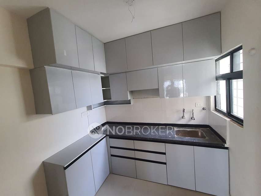 3 BHK Flat In Lake Tower for Rent  In Wagholi